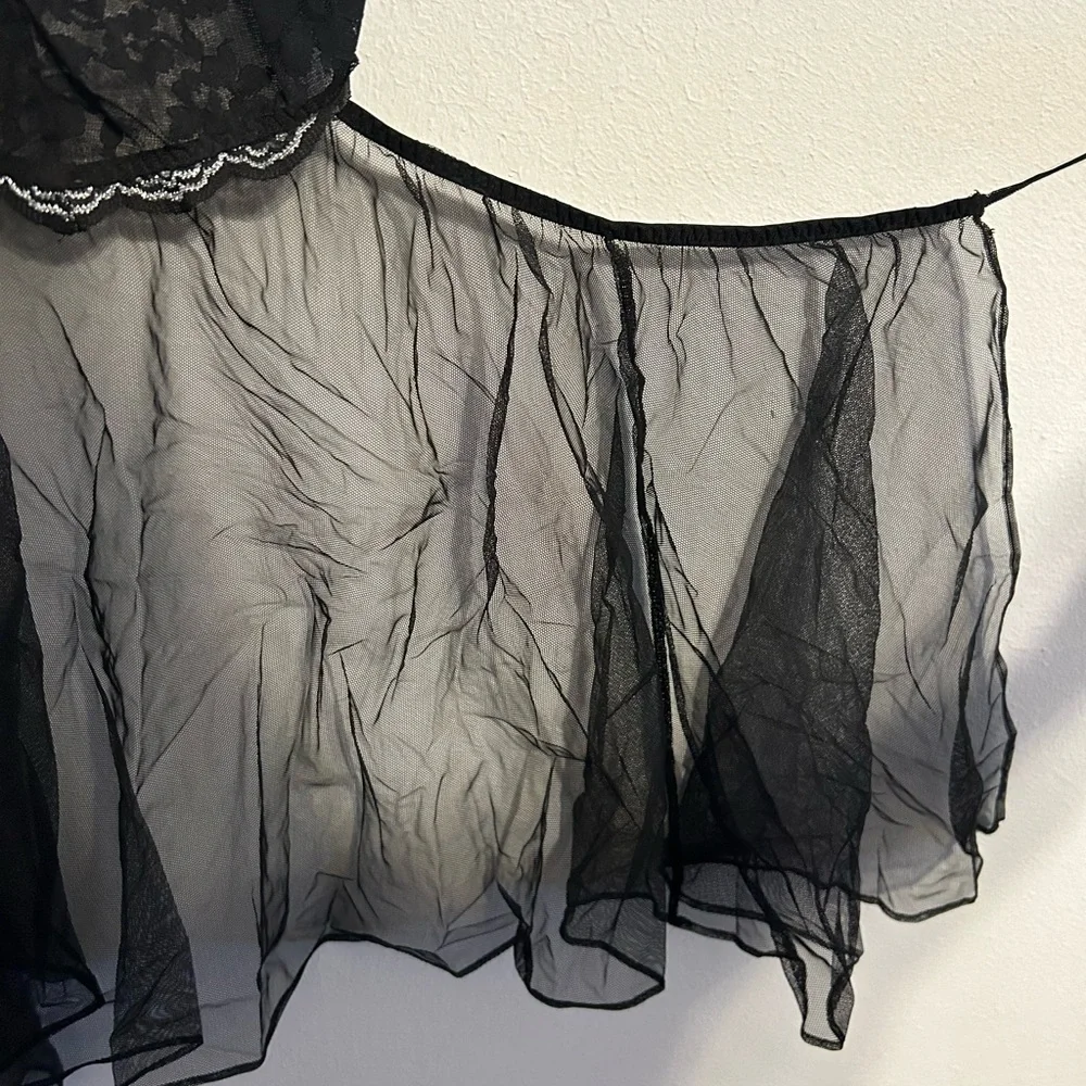 Victoria’s Secret Black Unlined Lace Baby Doll Lingerie - Picture 5 of 8